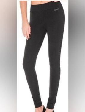 Guess Black Leggings w/ ruched side panels- NWOT!!! Size: Medium